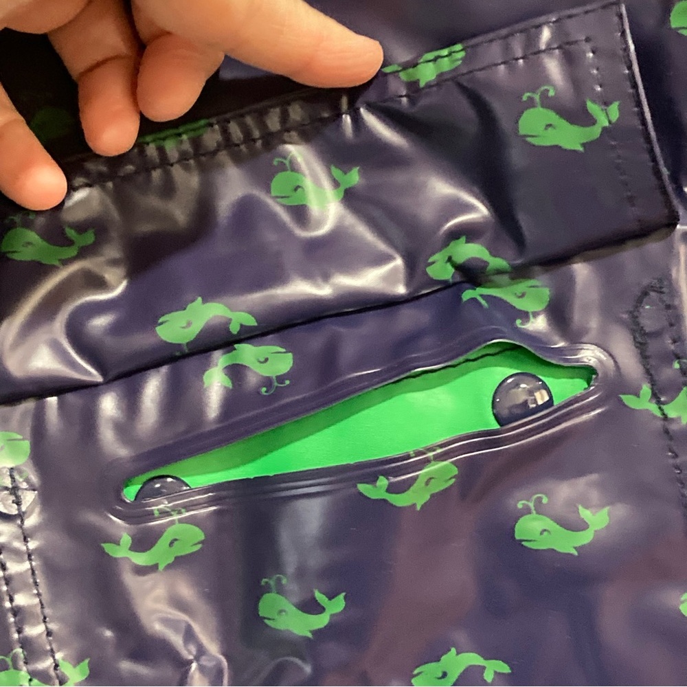 1980’s Ladies M Raincoat Green Reversible to Navy with Green Whales - Picture 9 of 10